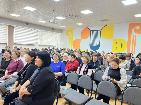 118 мектеп-гимназиясында педагогикалық кеңес өтті!